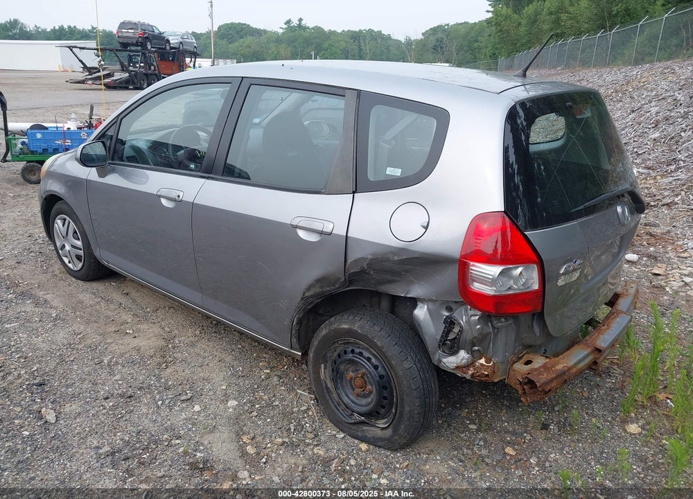 2007 HONDA FIT VIN: JHMGD38497S063042