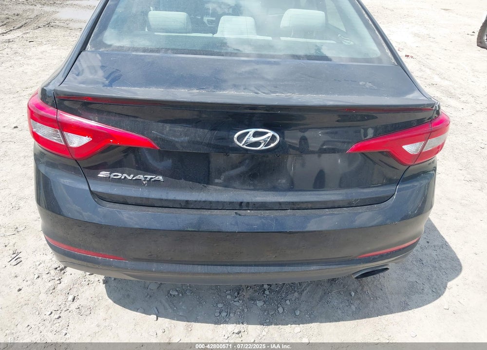 2016 HYUNDAI SONATA SE VIN: 5NPE24AFXGH291324