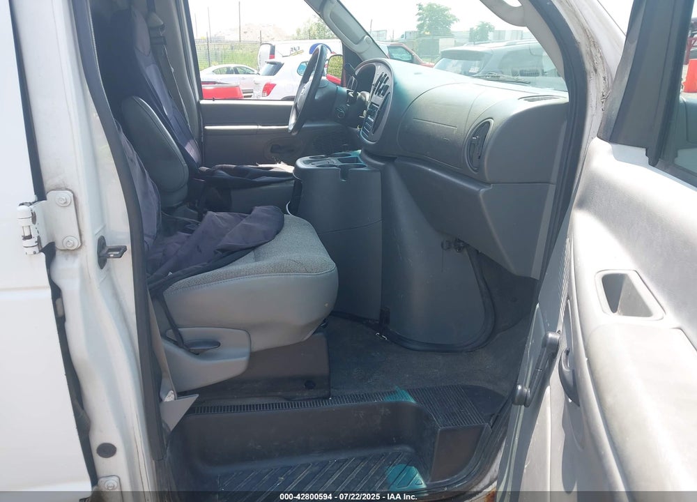 2004 FORD E-250 VIN: 1FTNE24W74HA44683