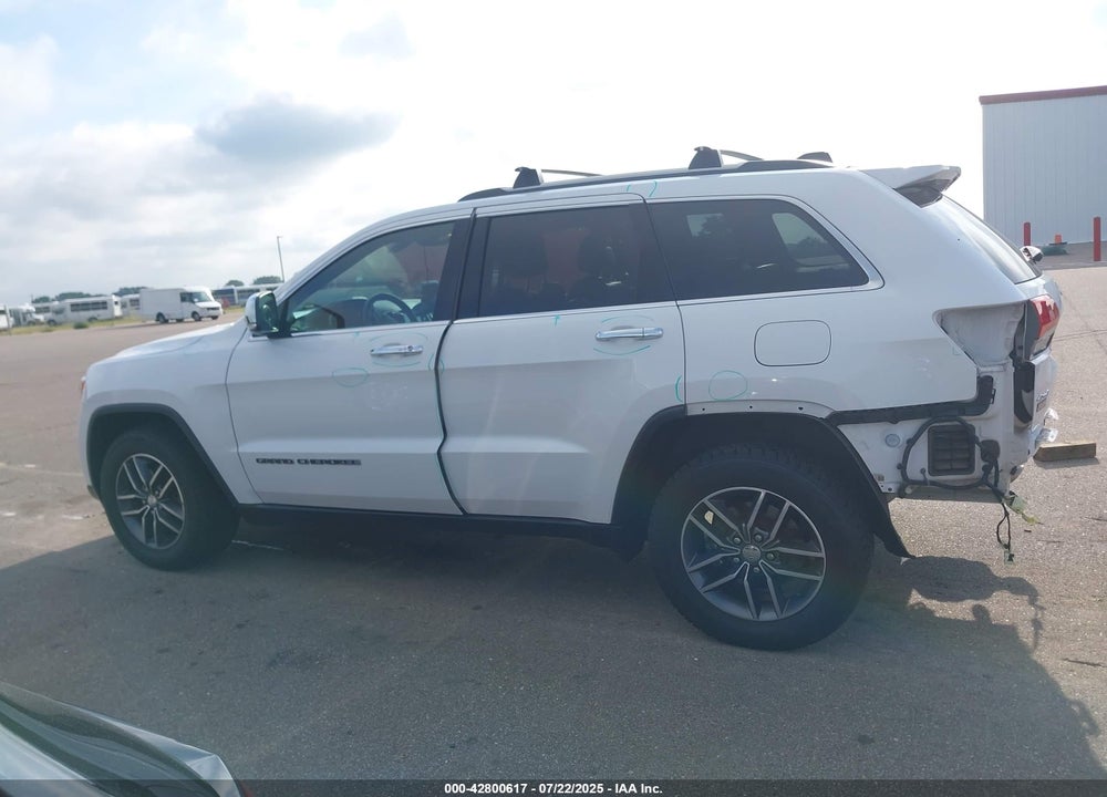2017 JEEP GRAND CHEROKEE VIN: 1C4RJFBG2HC733985