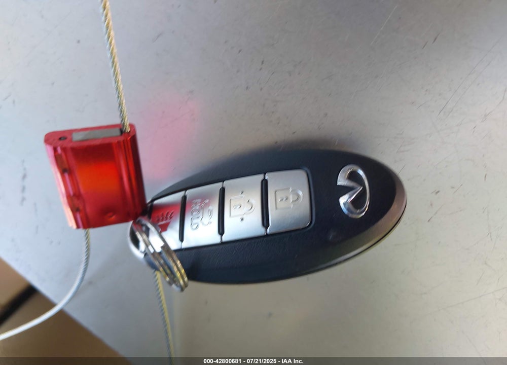 2016 INFINITI Q70 VIN: JN1BY1AP0GM220957