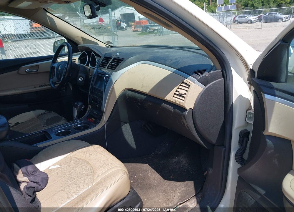 2011 CHEVROLET TRAVERSE VIN: 1GNKRLED3BJ339481