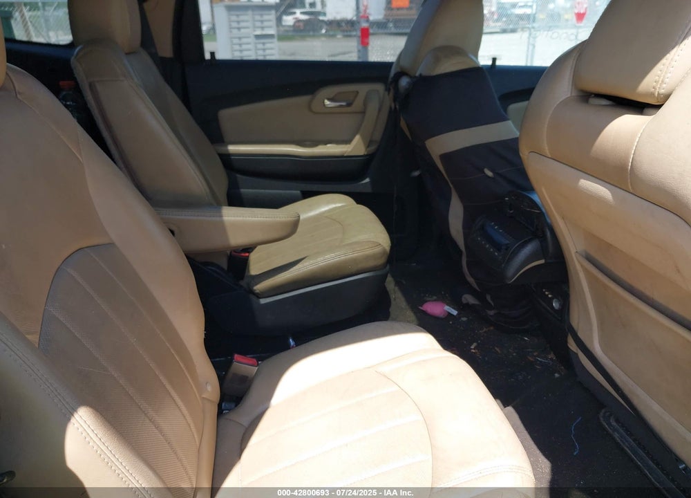 2011 CHEVROLET TRAVERSE VIN: 1GNKRLED3BJ339481