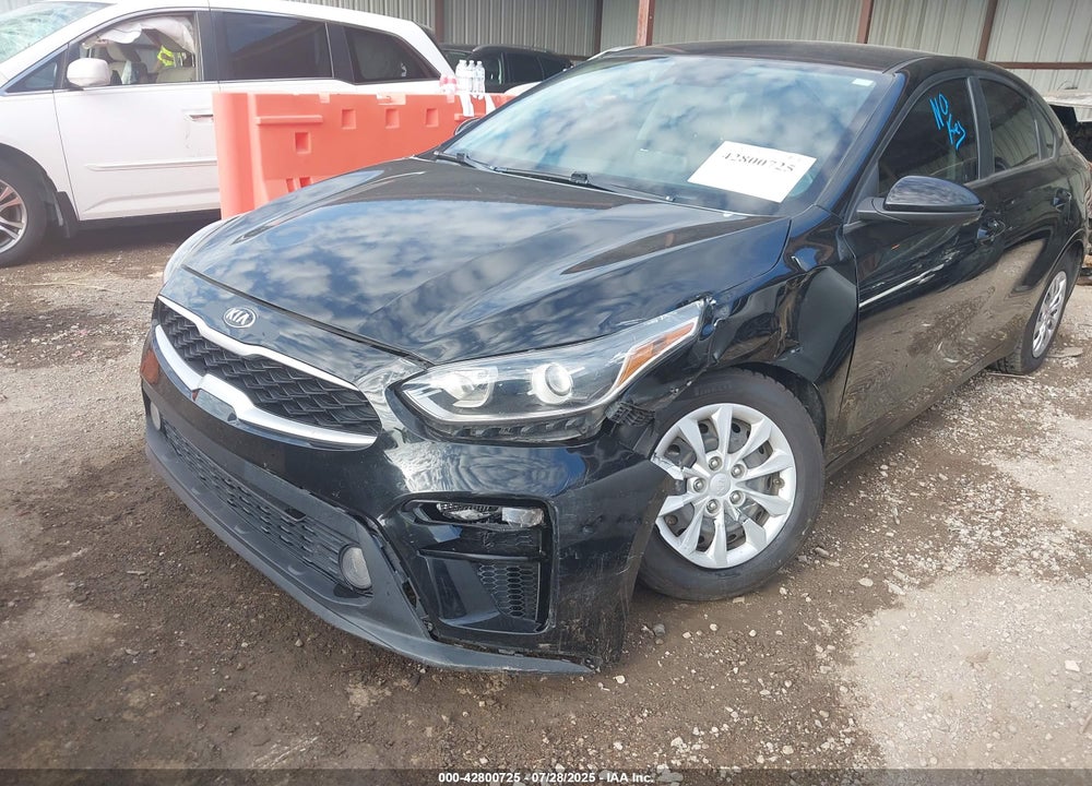 2021 KIA FORTE VIN: 3KPF24AD1ME320616