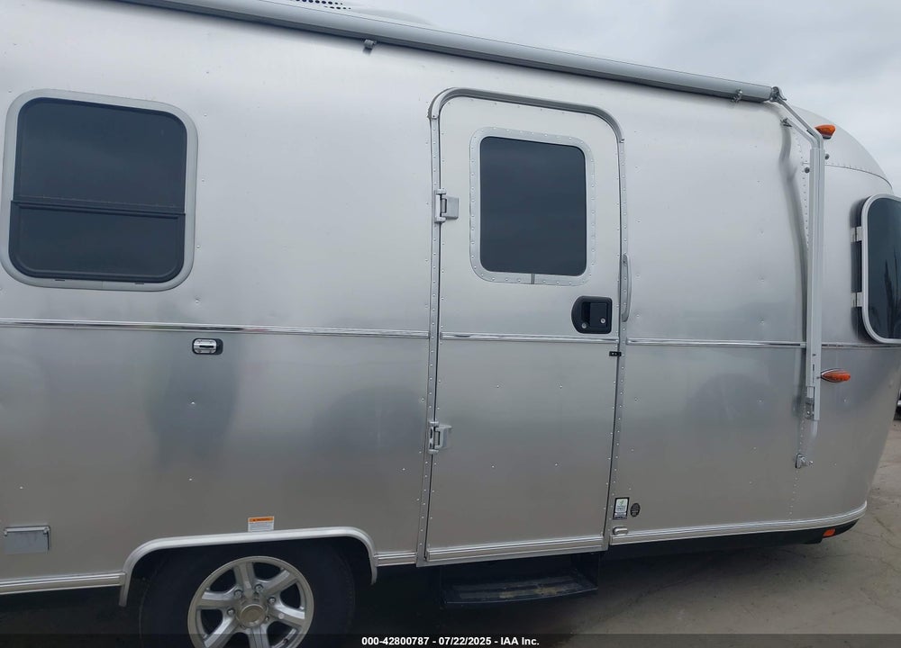 2024 AIRSTREAM BAMBI VIN: 1STCMAD19RJ572672