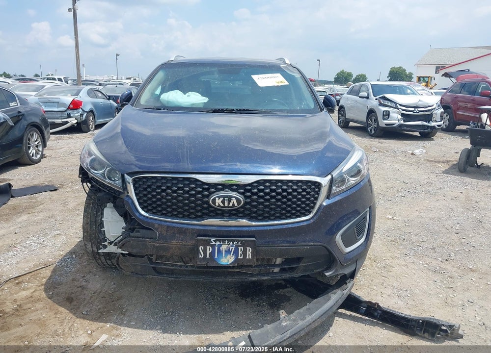 2018 KIA SORENTO VIN: 5XYPGDA34JG420074