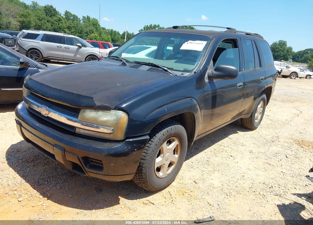 2003 CHEVROLET TRAILBLAZER LS VIN: 1GNDS13S732238586