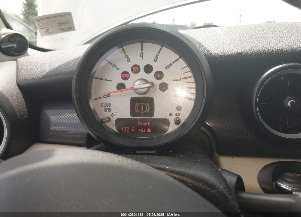 2011 MINI COOPER VIN: WMWZG3C51BTY30965