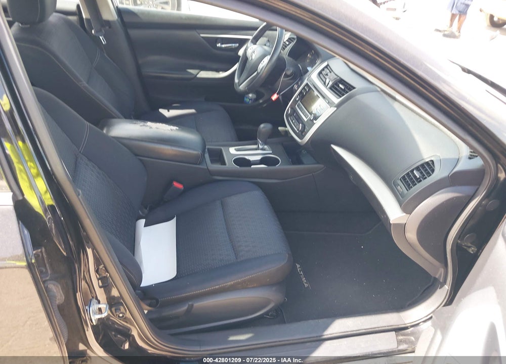 2017 NISSAN ALTIMA VIN: 1N4AL3AP1HC171090