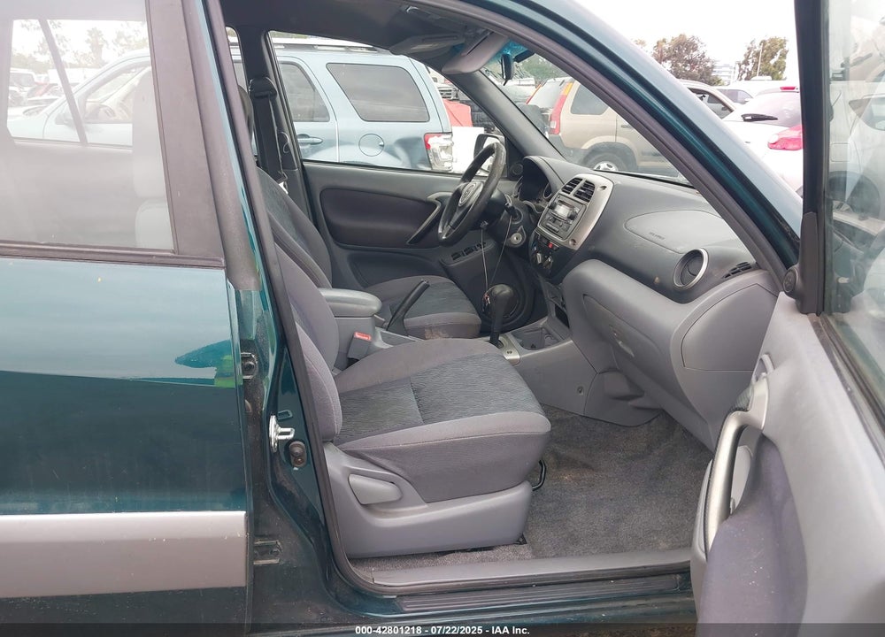 2003 TOYOTA RAV4 VIN: JTEGH20V030112036