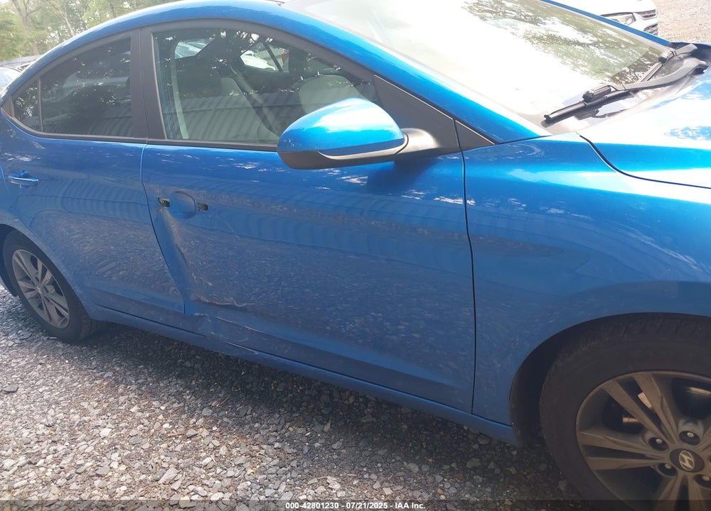 2017 HYUNDAI ELANTRA SE VIN: 5NPD84LF6HH006644