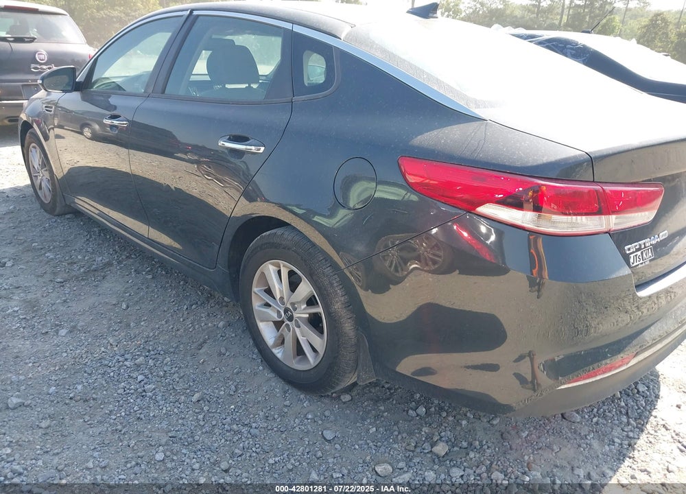 2016 KIA OPTIMA VIN: 5XXGT4L33GG111427