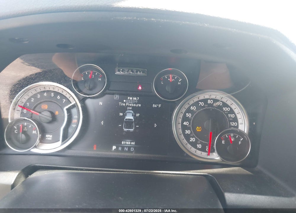 2019 RAM 1500 VIN: 1C6RR7TT2KS596805