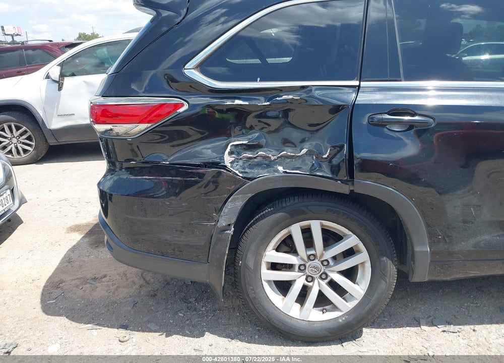 2015 TOYOTA HIGHLANDER VIN: 5TDZARFH3FS012803
