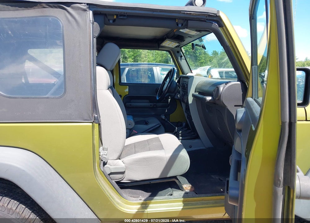 2008 JEEP WRANGLER / VIN: 1J4FA24198L635017