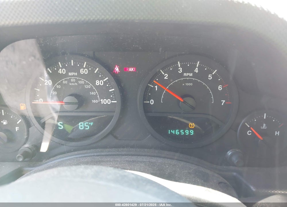 2008 JEEP WRANGLER / VIN: 1J4FA24198L635017