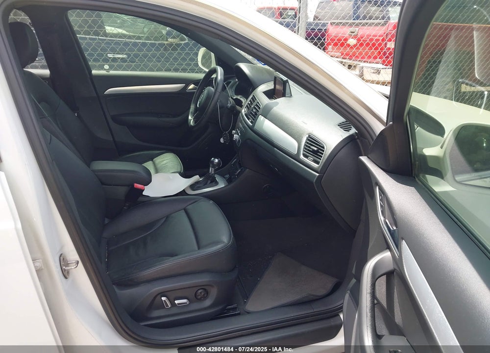 2017 AUDI Q3 VIN: WA1HCCFS9HR000326