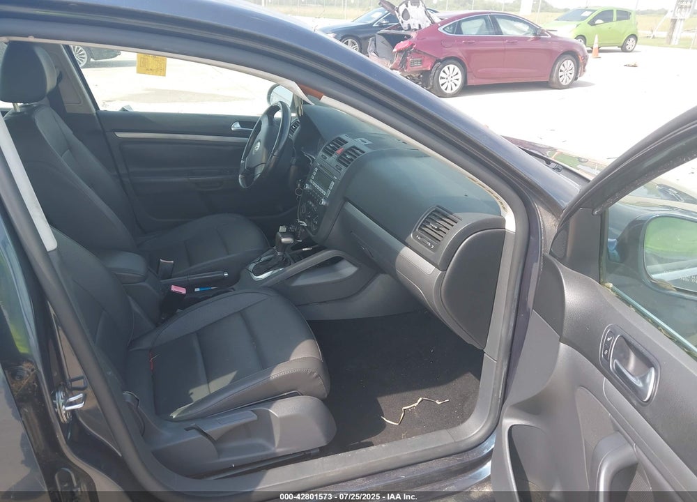 2008 VOLKSWAGEN JETTA VIN: 3VWRZ71K78M096897