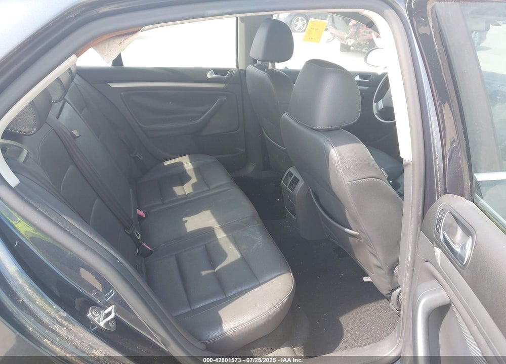 2008 VOLKSWAGEN JETTA VIN: 3VWRZ71K78M096897