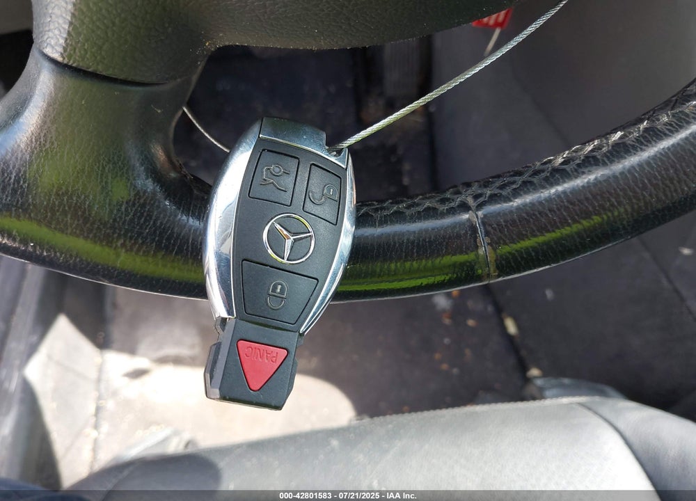 2003 MERCEDES-BENZ E 320 VIN: WDBUF65JX3A111835