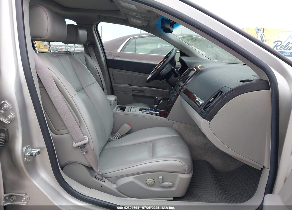 2006 CADILLAC STS VIN: 1G6DW677160100061