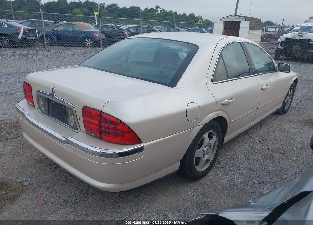 2000 LINCOLN LS VIN: 1LNHM87AXYY834810