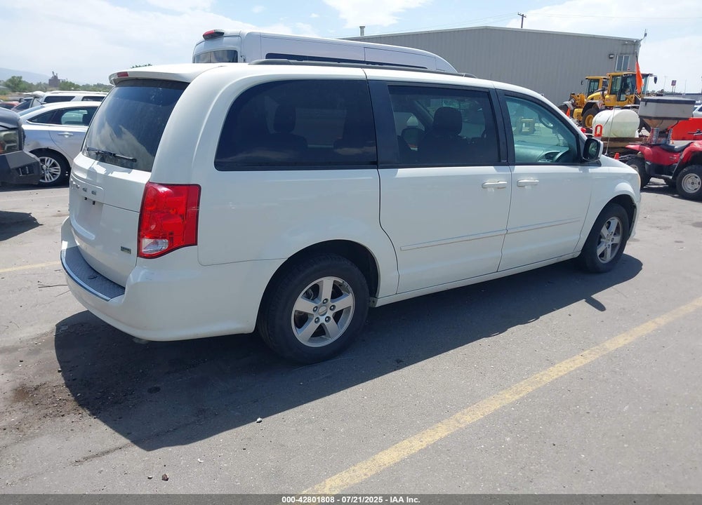 2013 DODGE GRAND CARAVAN SXT VIN: 2C4RDGCG5DR635871