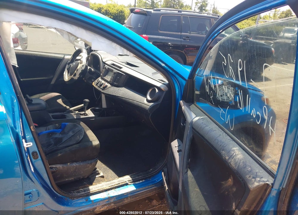 2016 TOYOTA RAV4 VIN: 2T3BFREV5GW516621