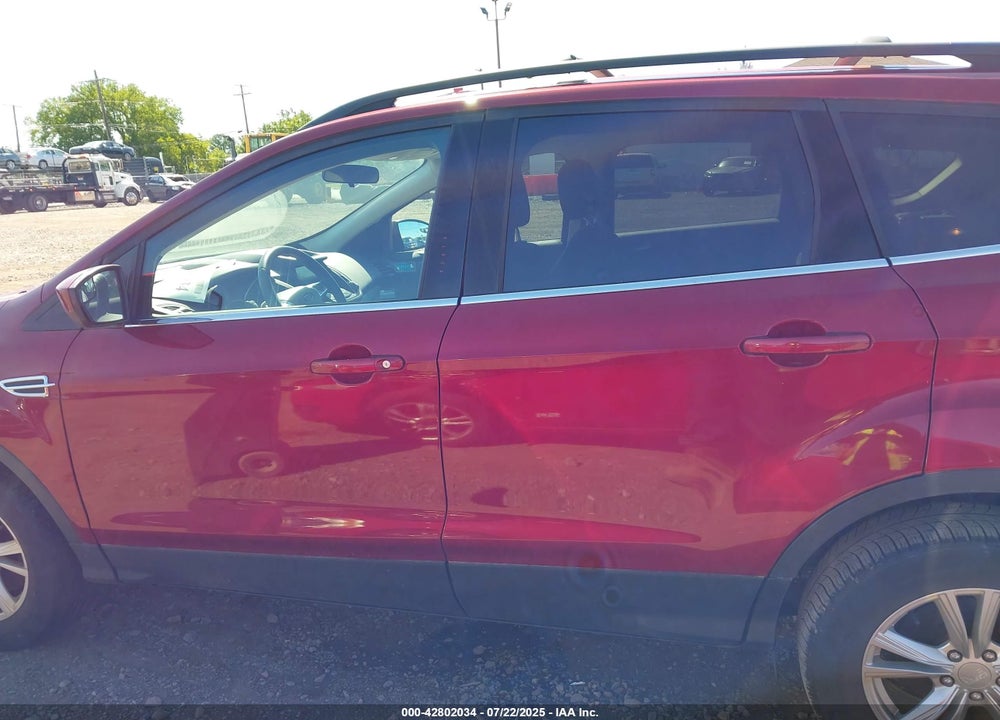 2016 FORD ESCAPE VIN: 1FMCU9GX1GUC33165