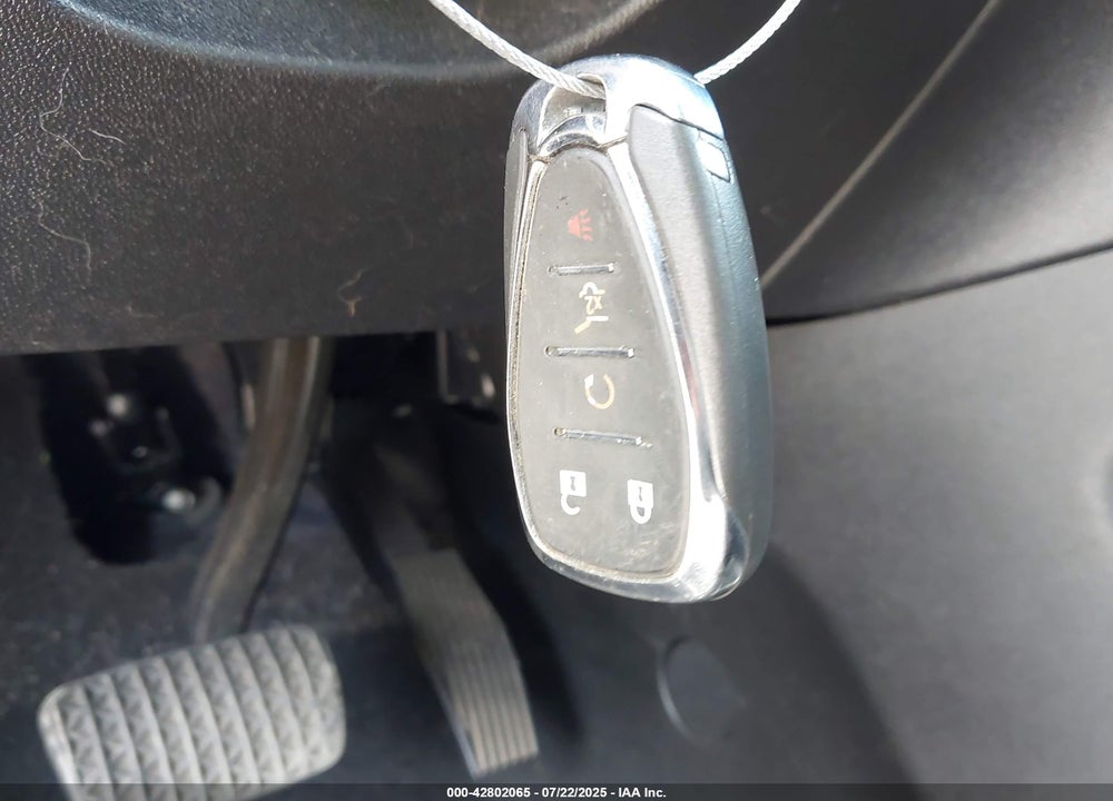 2018 CHEVROLET EQUINOX VIN: 2GNAXJEV0J6350027
