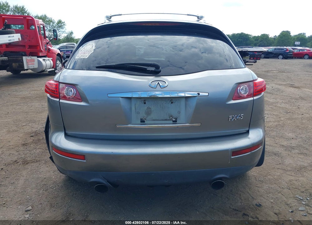 2004 INFINITI FX45 VIN: JNRBS08W14X402537