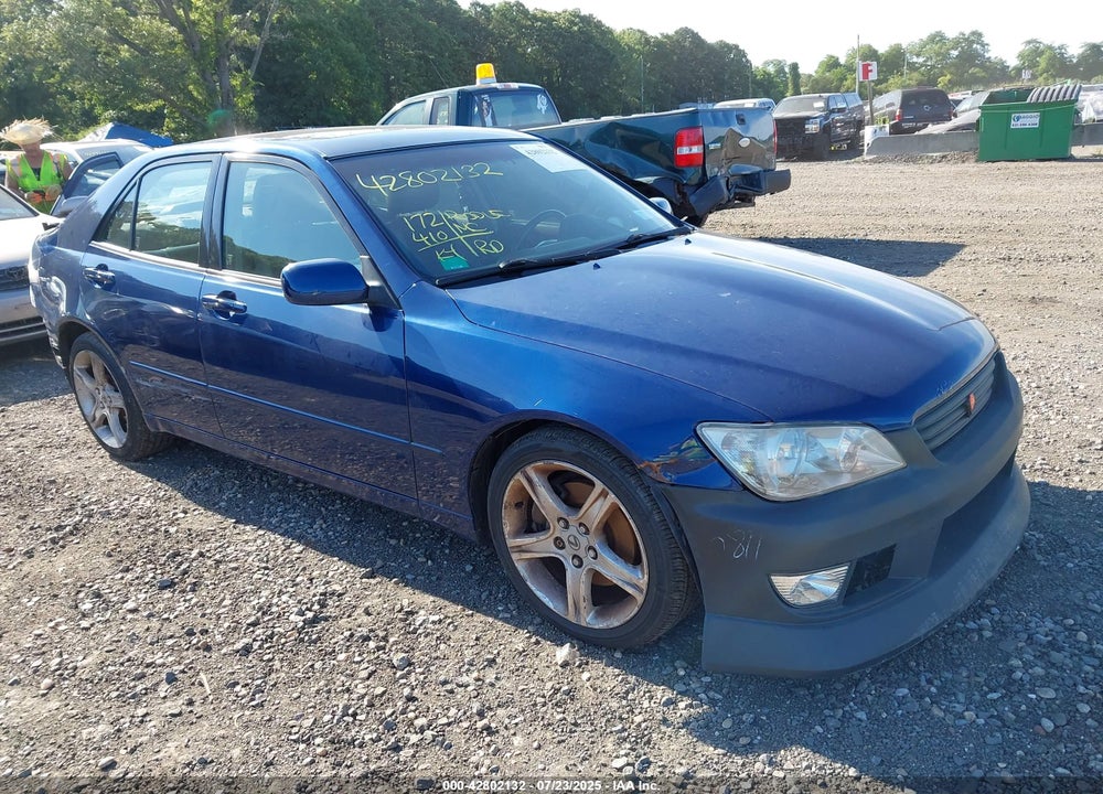 2001 LEXUS IS 300 VIN: JTHBD182110009055