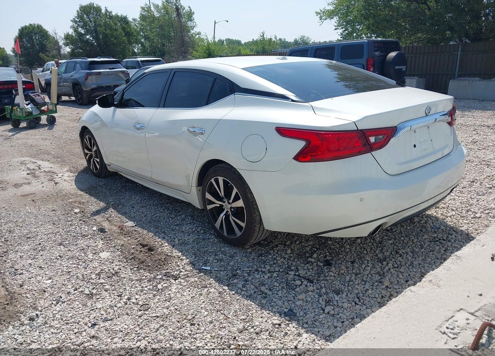 2017 NISSAN MAXIMA VIN: 1N4AA6AP7HC449675