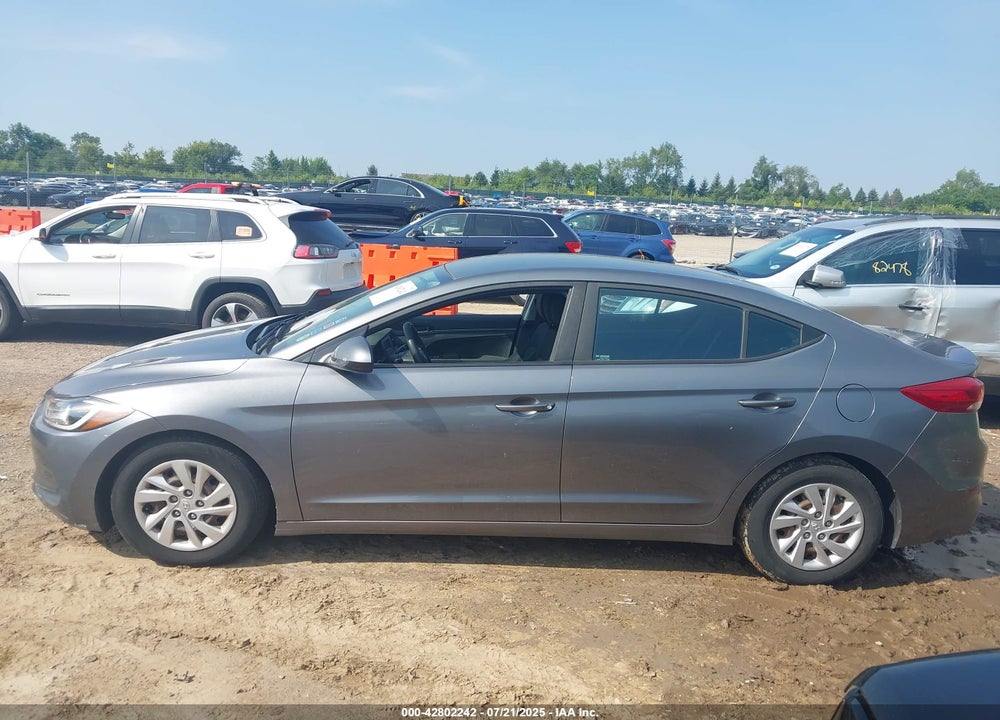 2018 HYUNDAI ELANTRA VIN: 5NPD74LF4JH259387