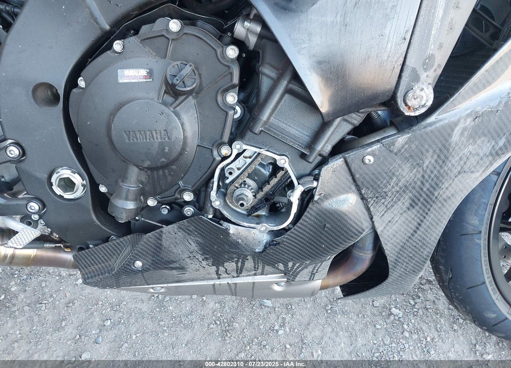 2024 YAMAHA YZFR1M C VIN: JYARN67Y9RA000475