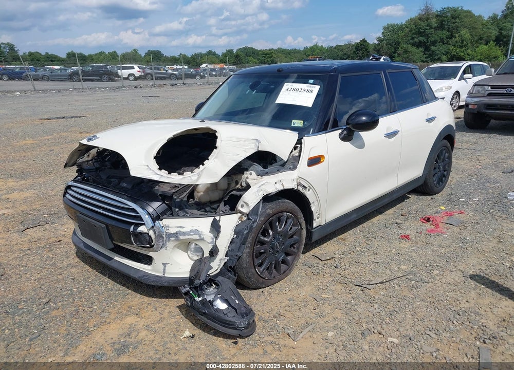 2018 MINI COOPER VIN: WMWXU1C57J2F93040