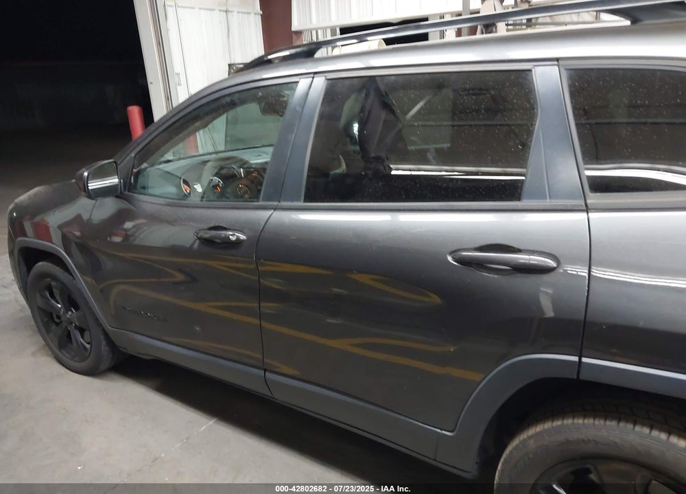 2016 JEEP CHEROKEE VIN: 1C4PJLCS3GW229905