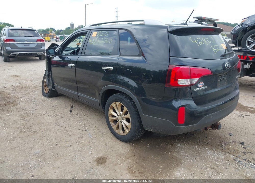 2015 KIA SORENTO VIN: 5XYKUDA76FG643245