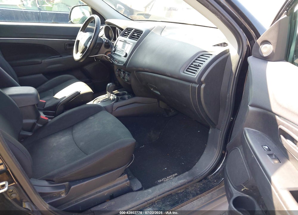 2015 MITSUBISHI OUTLANDER SPORT ES VIN: 4A4AR3AUXFE043522