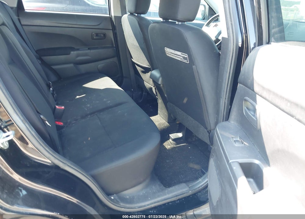 2015 MITSUBISHI OUTLANDER SPORT ES VIN: 4A4AR3AUXFE043522