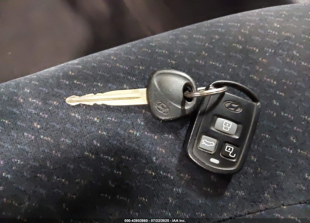 2004 HYUNDAI SONATA VIN: KMHWF25S54A044148