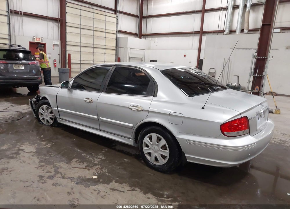 2004 HYUNDAI SONATA VIN: KMHWF25S54A044148