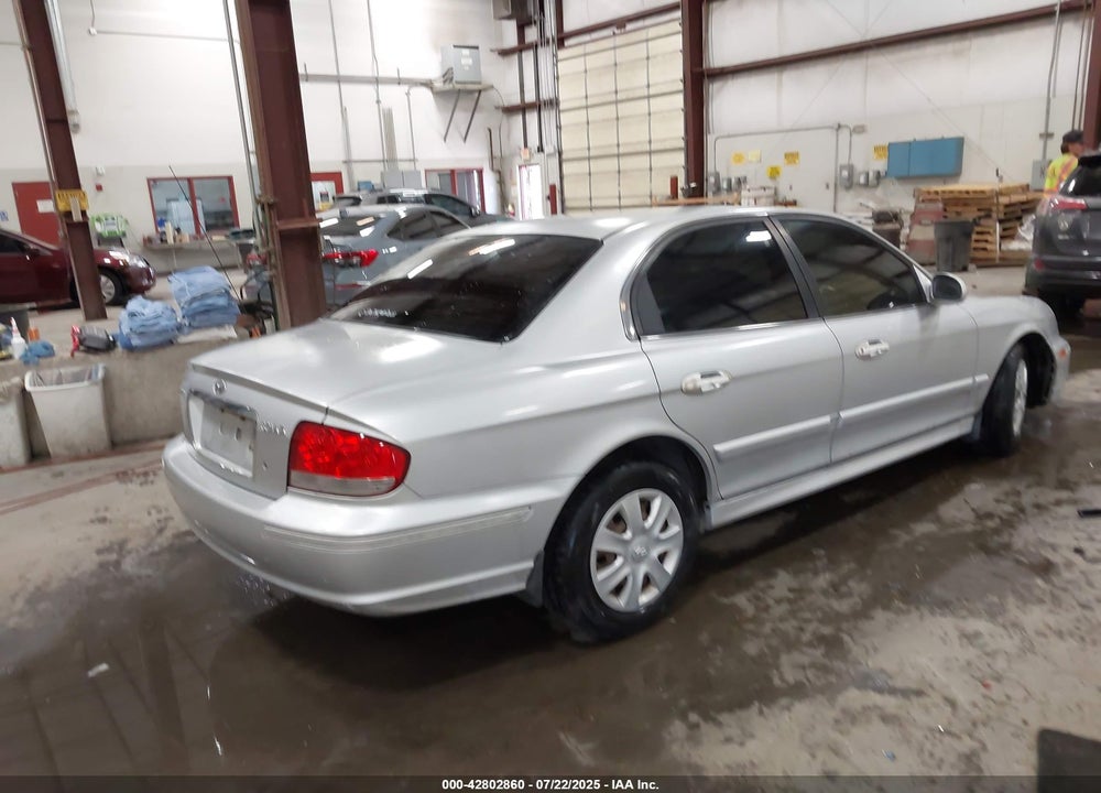 2004 HYUNDAI SONATA VIN: KMHWF25S54A044148