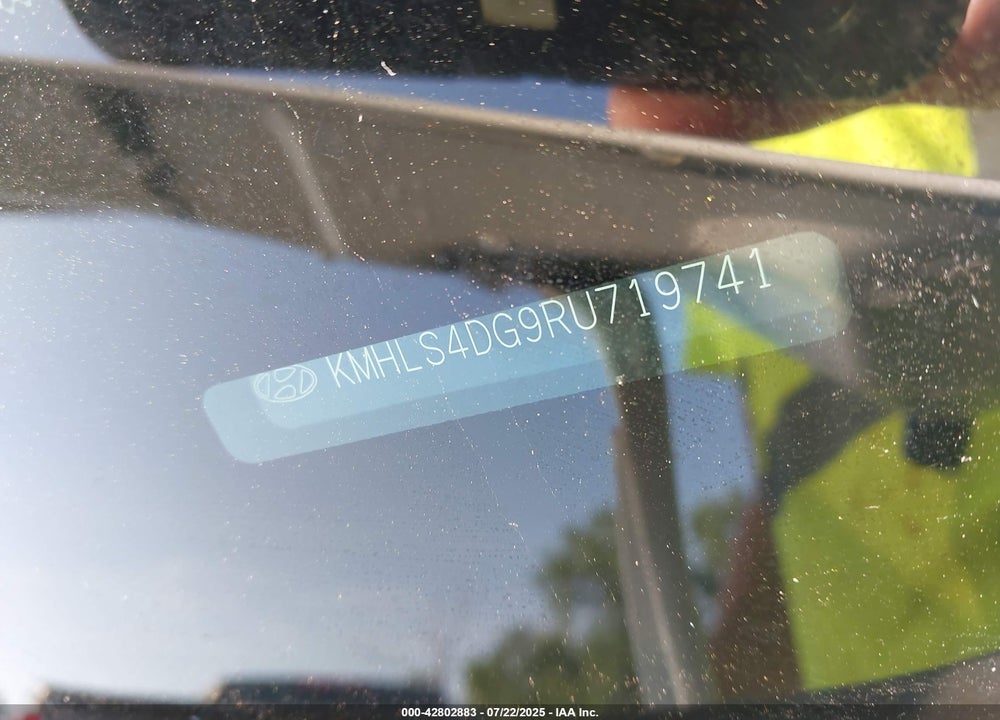 2024 HYUNDAI ELANTRA VIN: KMHLS4DG9RU719741