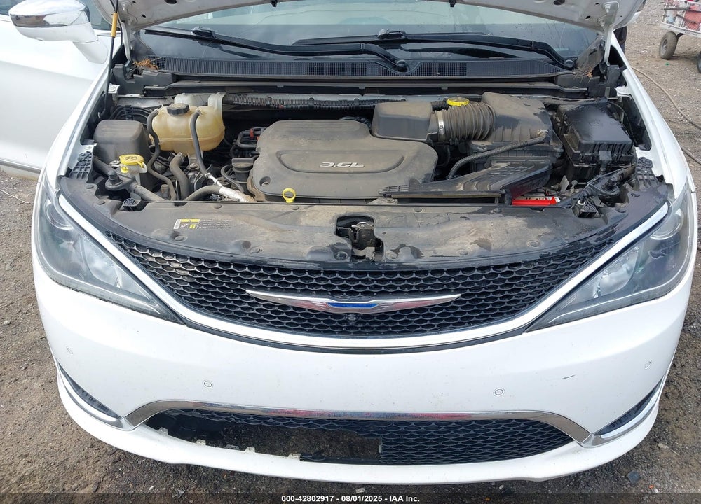 2017 CHRYSLER PACIFICA LIMITED VIN: 2C4RC1GG7HR804563