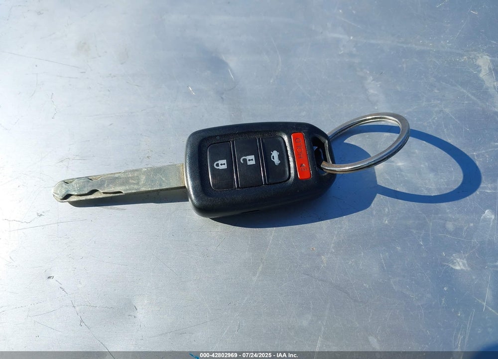 2014 HONDA ACCORD VIN: 1HGCR2F31EA065880