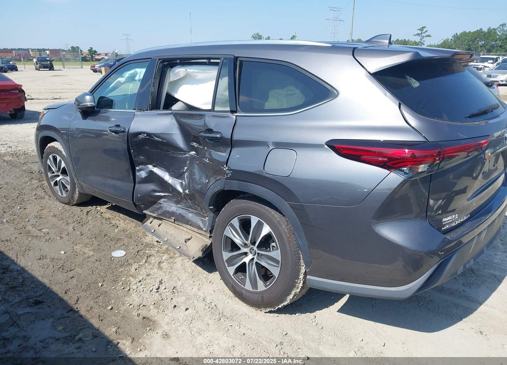 2021 TOYOTA HIGHLANDER VIN: 5TDGZRAH9MS535974
