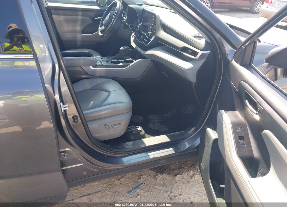 2021 TOYOTA HIGHLANDER VIN: 5TDGZRAH9MS535974