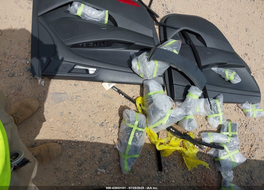 2019 HYUNDAI TUCSON VIN: KM8J33AL2KU921195