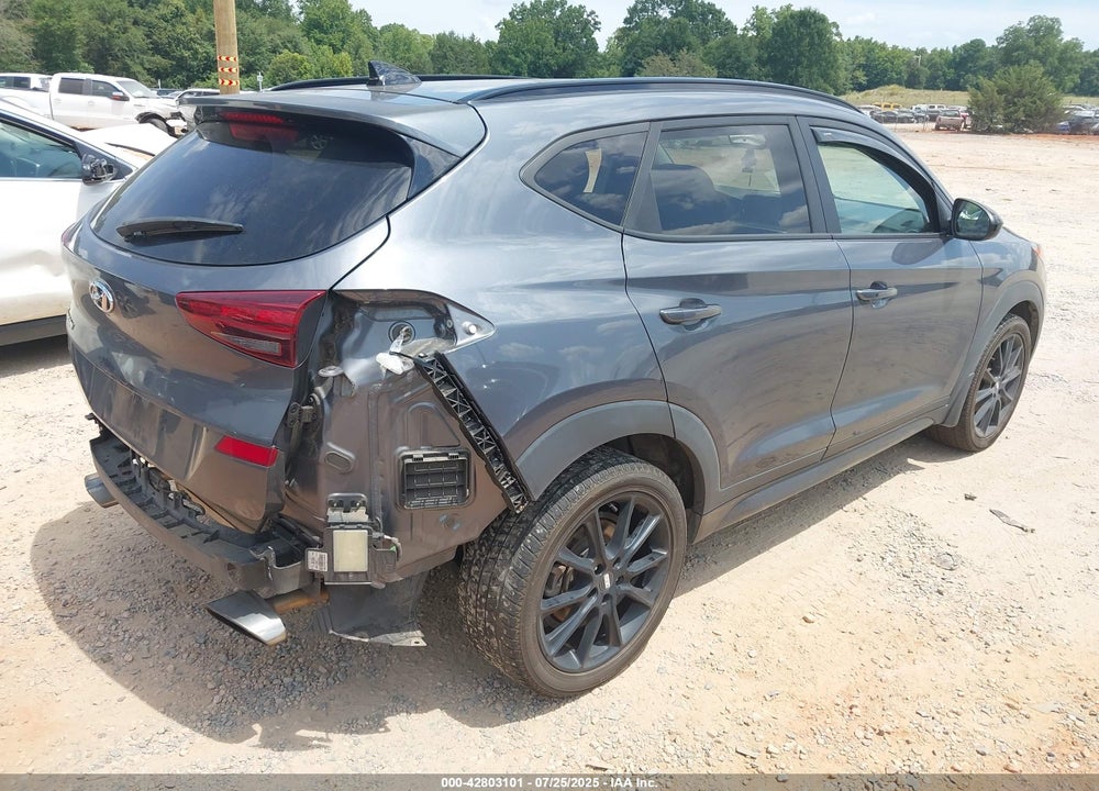 2019 HYUNDAI TUCSON VIN: KM8J33AL2KU921195